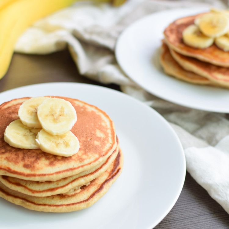 Banana Protein Pancakes Recipe - Delicious, healthy way to eat cake for breakfast! With a little extra protein :)