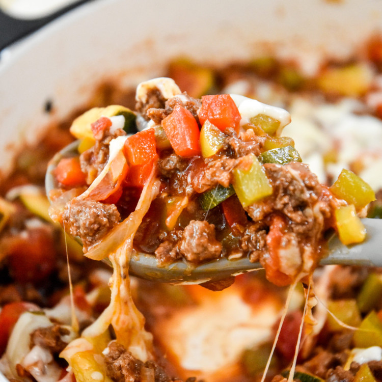 a big spoonful of meal prep unstuffed pepper bowl mixture.