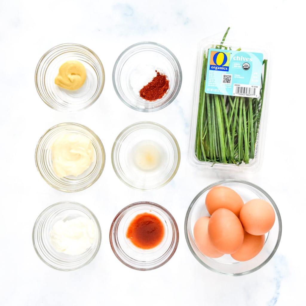 ingredients required for the easy deviled egg salad recipe before starting.