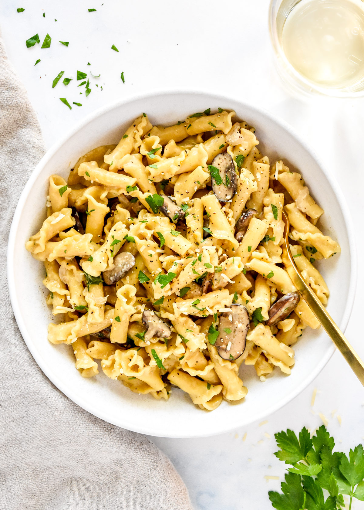 One Pot Creamy Mushroom Pasta